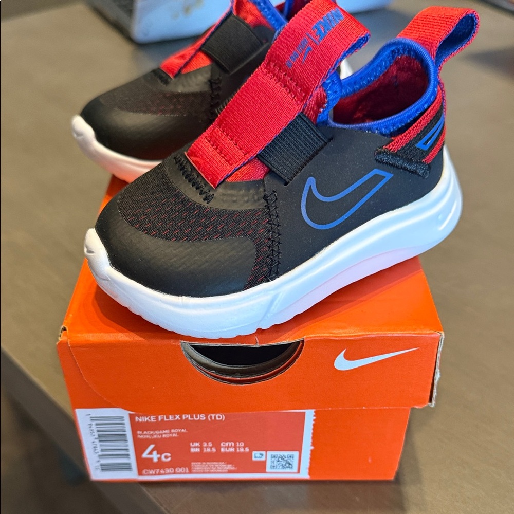 Nike Flex Plus Kids Sneakers - Black, Red, and Blue